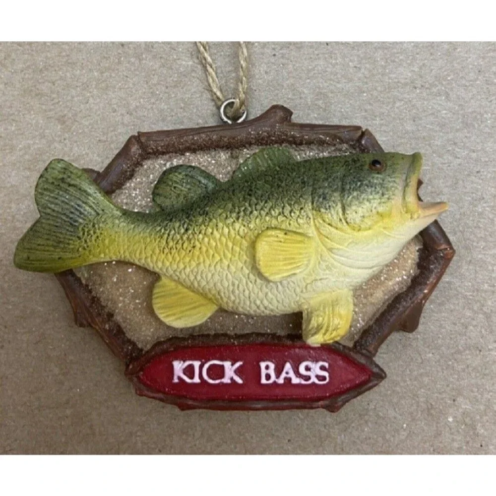 Kick Bass Fish on Plaque Fishing Ornament Fisherman Gift Midwest CBK NWT